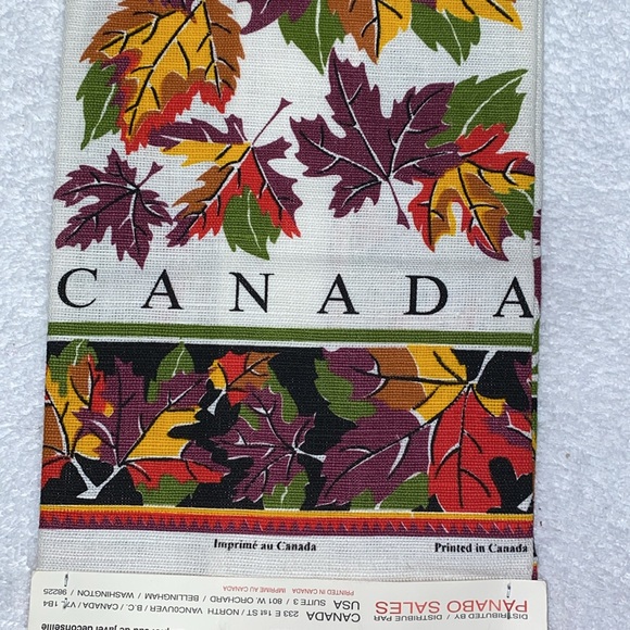 Vintage Canada Maple Leaves Souvenir linen Tea Towel by Magenta - Picture 3 of 4
